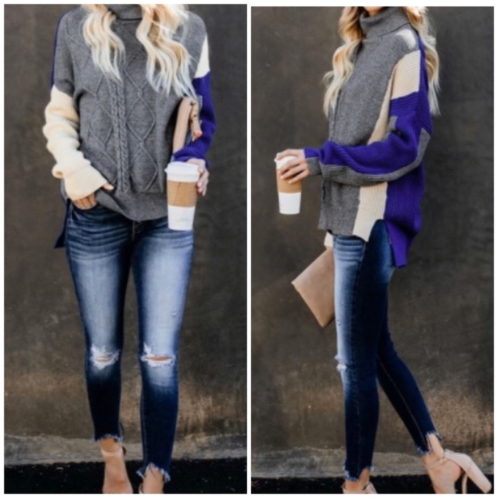 💙2 MEDIUMS Left: Gray & Blue Cable Knit Sweater